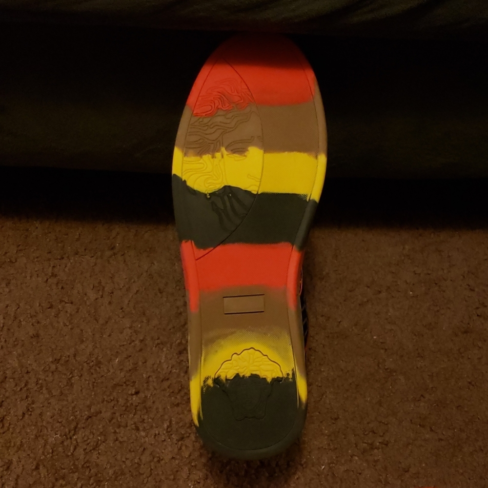 Shoes - Picture 3 of 3